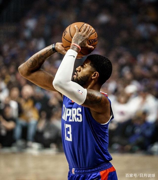 湖记：今日绝对是詹姆斯复出后最佳表现，他在进攻端状态拉满