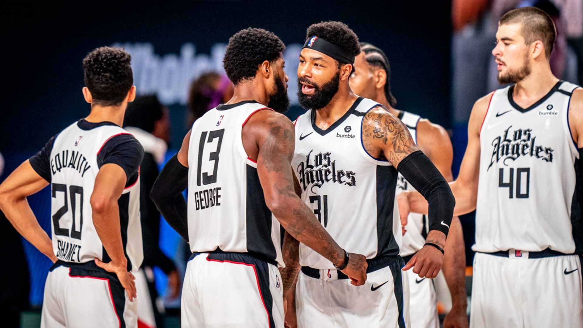 [中超]高准翼头球摆渡 马德鲁加凌空侧钩破门