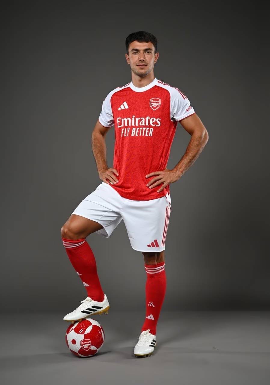 皮蓬小女儿现身湖人比赛，高挑辣妹气质满分，完美继承父母基因