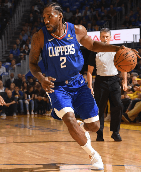 2025 赛季：纽约大都会队老板科恩在推特上与球迷打赌，若不进总决赛就退票