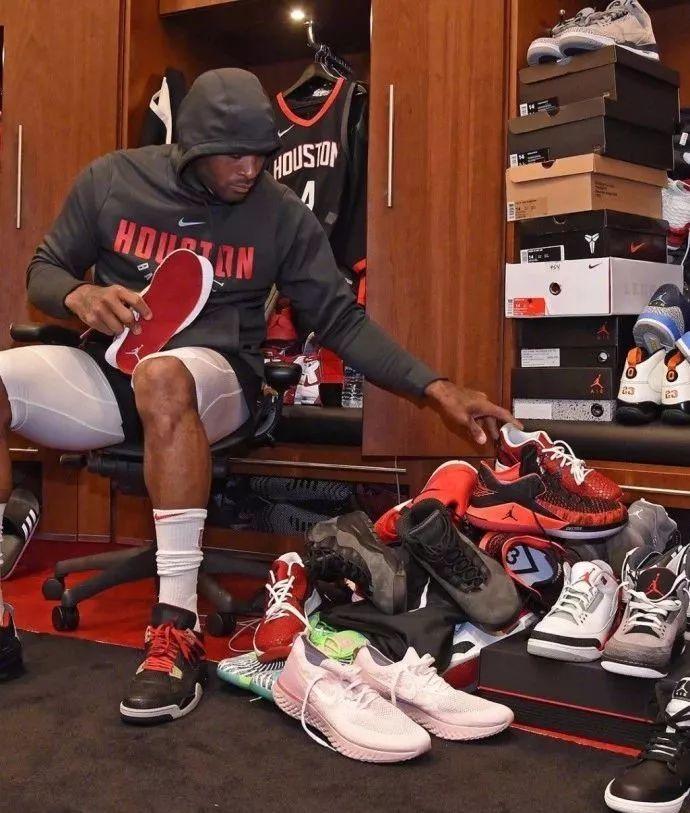 一片真心向红魔！罗马诺证实曼联接触索尔斯克亚，他接受任何条件