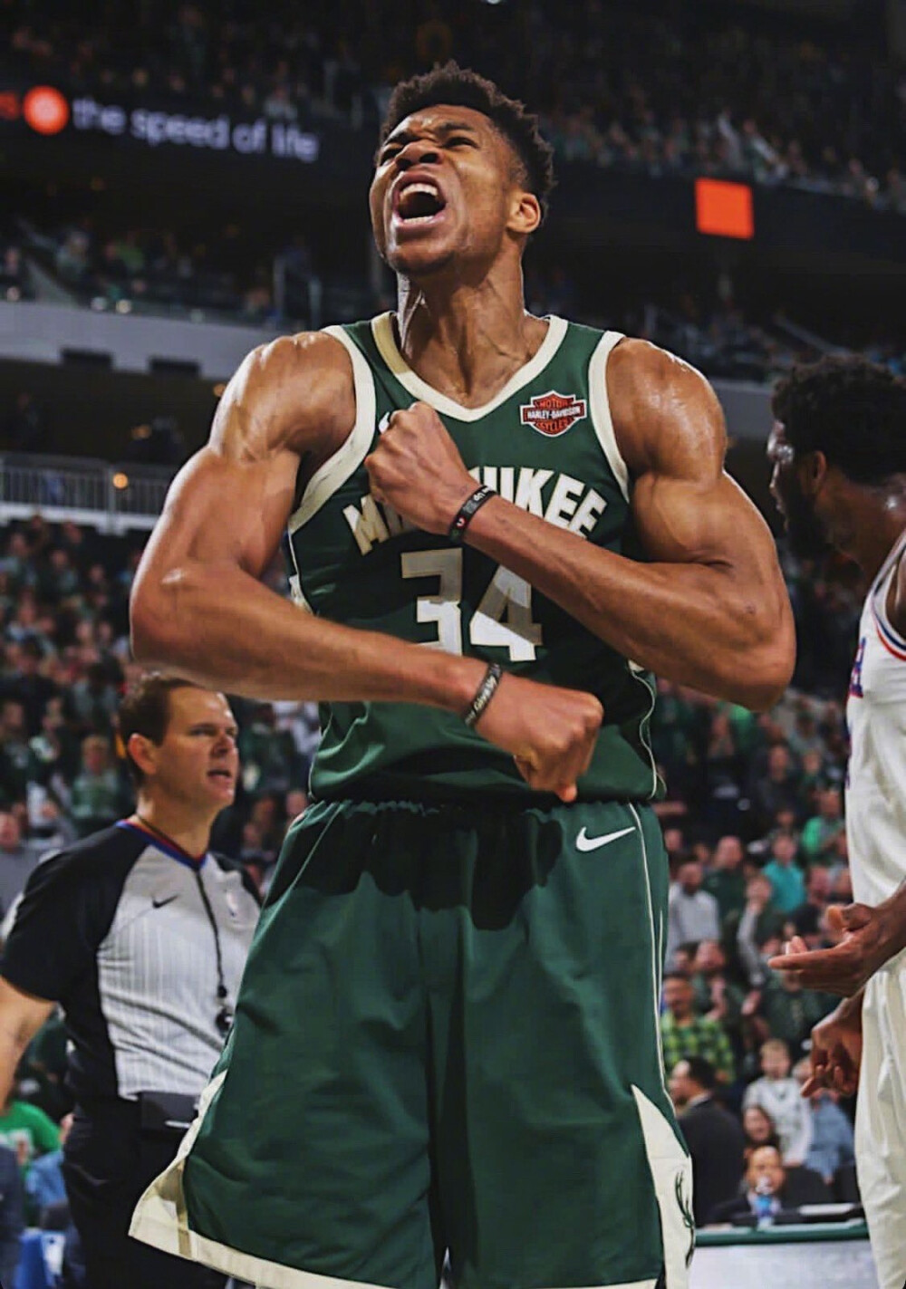 为什么外野墙的衬垫厚度有标准