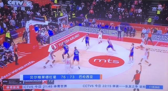 顶尖后卫的防守意识堪称恐怖，将防守的极致艺术展现得淋漓尽致！