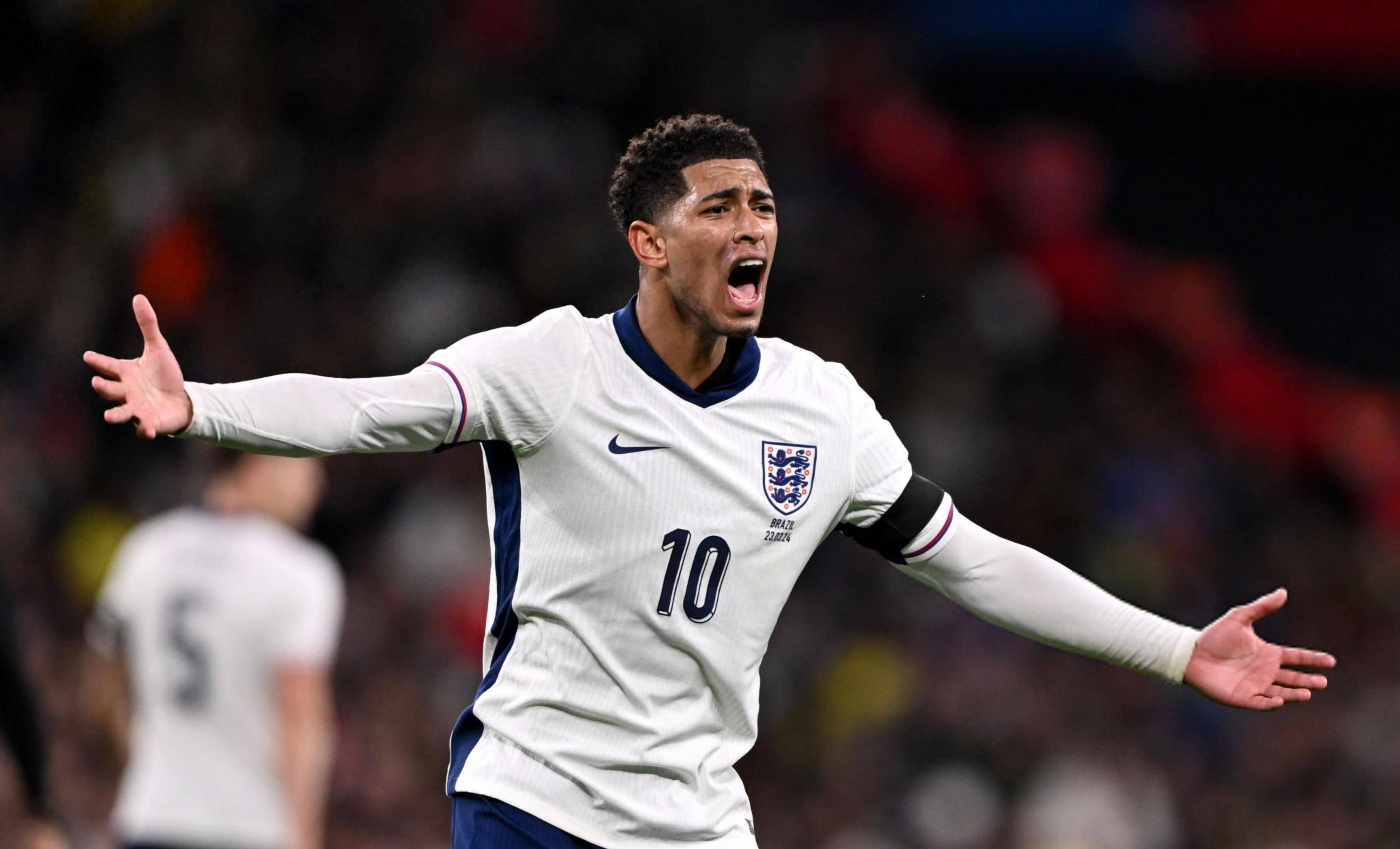 图片报：多特希望以顶薪续约施洛特贝克，但球员还在犹豫